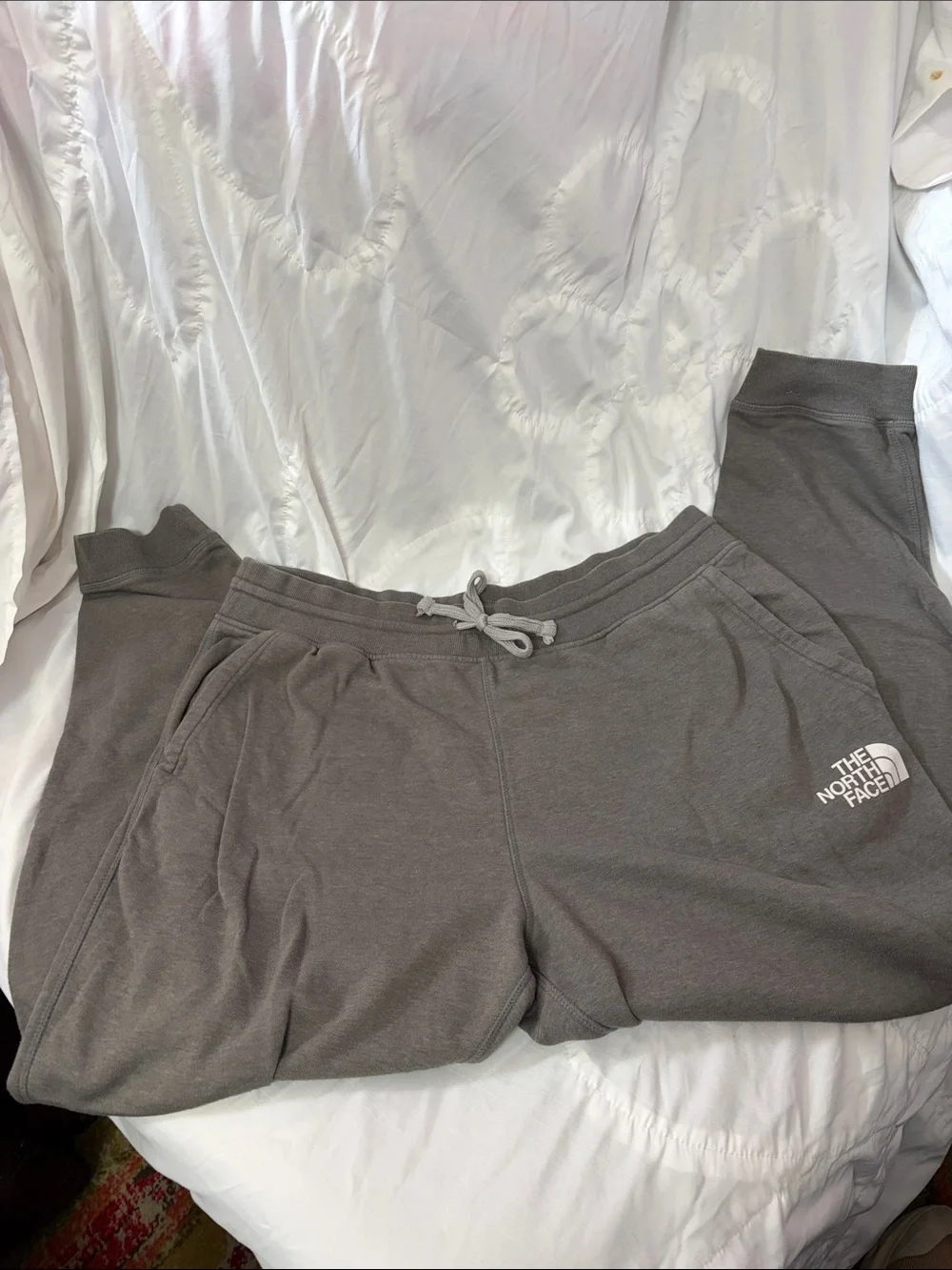 The North Face men’s Charcoal Gray Logo Joggers